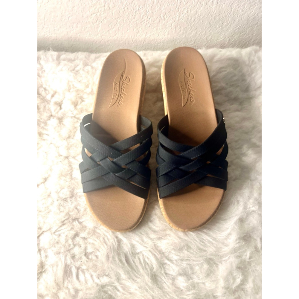 Skechers Women's Arch Fit Beverlee Sandals Black Size 11